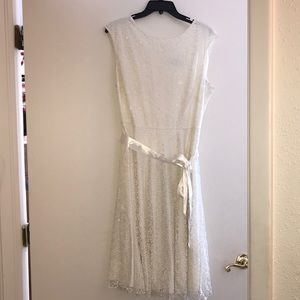Ivory shimmery wedding dress